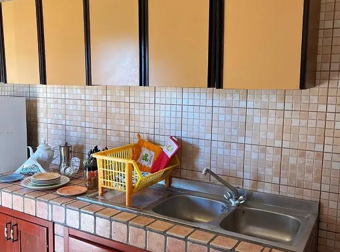 Mimmi בית נופש מרינה די מנקוורסה